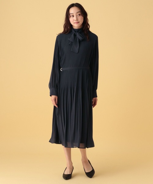 Elura（エルーラ）の「≪入卒/セレモニー/通勤≫プリーツワンピース/603869（ワンピース・レディース・ライトブルー/ネイビー・LARGE/MEDIUM）」の9枚目の写真