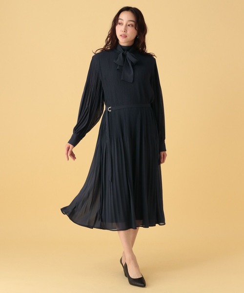 Elura（エルーラ）の「≪入卒/セレモニー/通勤≫プリーツワンピース/603869（ワンピース・レディース・ライトブルー/ネイビー・LARGE/MEDIUM）」の12枚目の写真