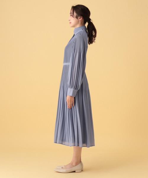 Elura（エルーラ）の「≪入卒/セレモニー/通勤≫プリーツワンピース/603869（ワンピース・レディース・ライトブルー/ネイビー・LARGE/MEDIUM）」の14枚目の写真