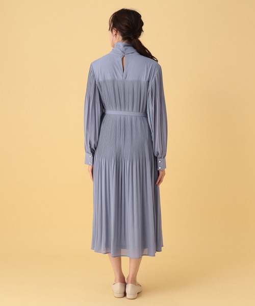 Elura（エルーラ）の「≪入卒/セレモニー/通勤≫プリーツワンピース/603869（ワンピース・レディース・ライトブルー/ネイビー・LARGE/MEDIUM）」の15枚目の写真