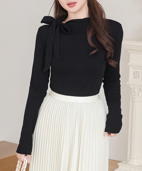 Anely(アネリー)の「オフネック リボン リブ 長袖 カット トップス(Tシャツ/カットソー・レディース・ブラック/グレー・FREE)」の3枚目の写真
