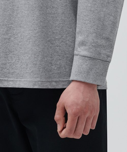 MUSINSA STANDARD（ムシンサスタンダード）の「クルーネック長袖Tシャツ[メランジグレー]（Tシャツ/カットソー・メンズ・その他・XXX-LARGE/SMALL/MEDIUM/LARGE/X-LARGE/XX-LARGE）」の6枚目の写真