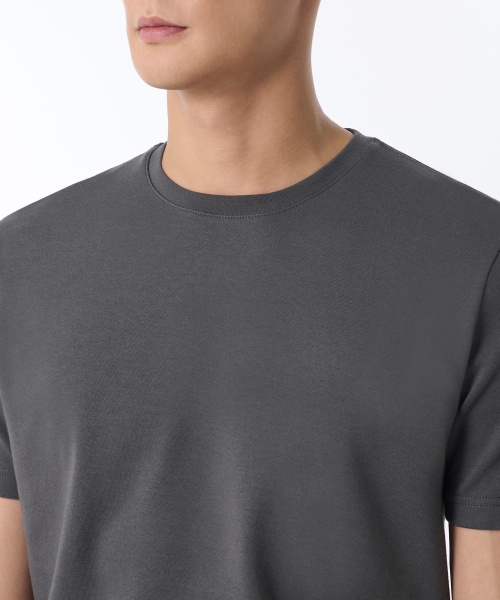 MUSINSA STANDARD（ムシンサスタンダード）の「マッスルフィットクルーネックモーダルTシャツ[ガンメタル]（Tシャツ/カットソー・メンズ・その他・SMALL/MEDIUM/LARGE/X-LARGE/XX-LARGE/XXX-LARGE）」の3枚目の写真