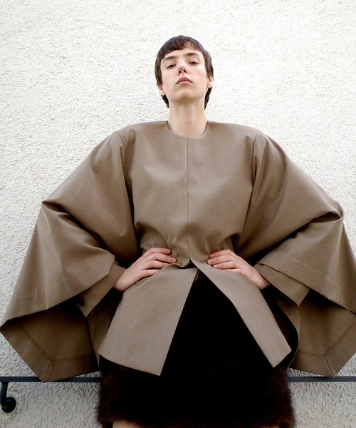 CLANE（クラネ）の「JACKET DETAIL CAPE TOPS（その他トップス・レディース・ブラック/ブラウン・1/2）」の3枚目の写真