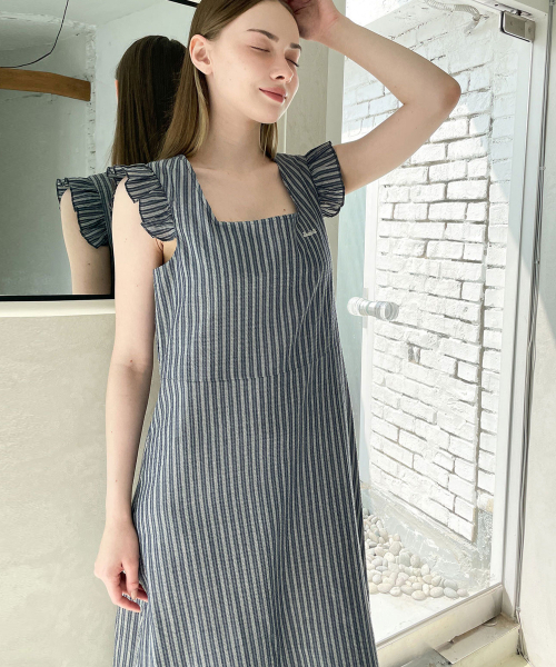 SLOWLOLLI（スローローリ）の「Stripe ruffle dress - Navy（ワンピース・レディース・ネイビー・FREE）」の3枚目の写真