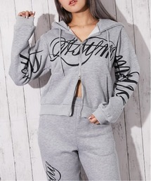 GORGE（ゴージ）の「《筆記体ロゴ》裏起毛ジップパーカー ◎ストリートカジュアル（パーカー・レディース）」