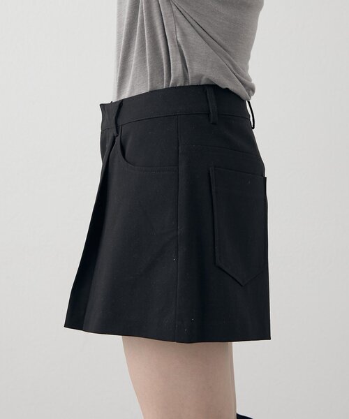 mline（エムライン）の「[mline]タックショートパンツ（その他パンツ・レディース・ブラック/グレー・1/2）」の14枚目の写真