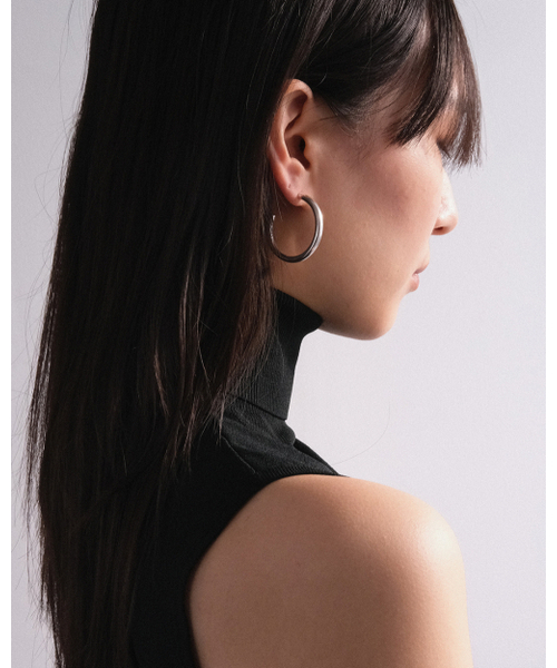 ANOTHERLAYER（アナザーレイヤー）の「Callie Hoop Earring - Gold (silver925)（ピアス（両耳用）・レディース・その他・FREE）」の2枚目の写真