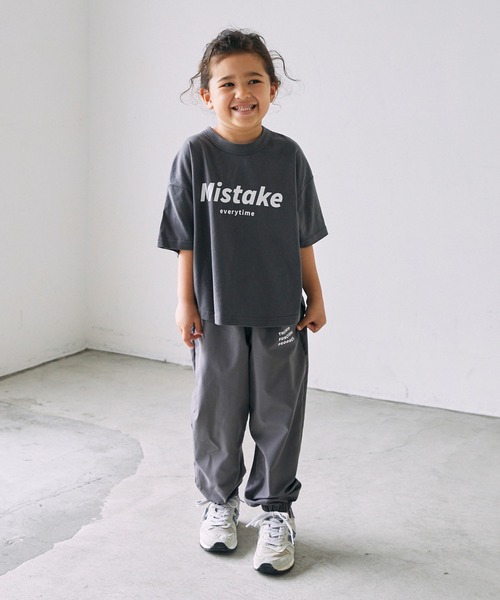 GENERATOR(ジェネレーター)の「ジェネレーター Mistake Tシャツ(Tシャツ/カットソー・キッズ・チャコールグレー/ベージュ系その他/ホワイト・L/XL/M)」の7枚目の写真