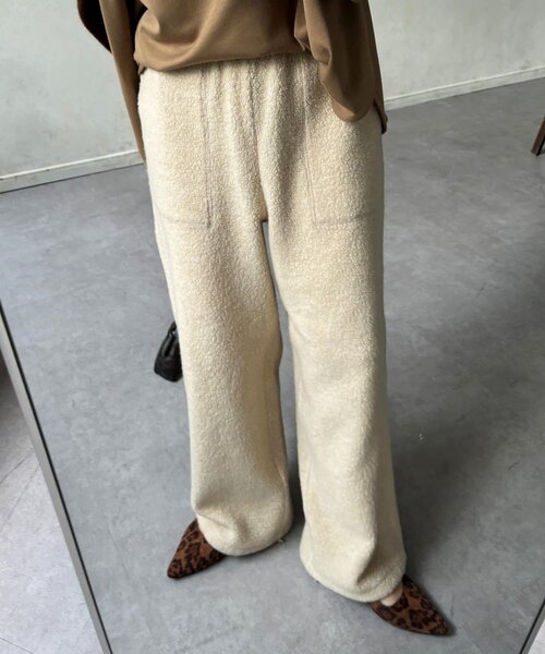 DouDou(ドゥドゥ)の「ボアパンツ(その他パンツ・レディース・オフホワイト/ライトグレー・FREE)」の2枚目の写真