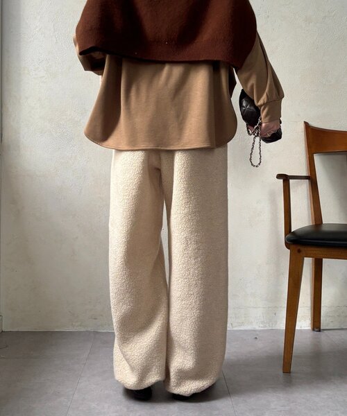 DouDou(ドゥドゥ)の「ボアパンツ(その他パンツ・レディース・オフホワイト/ライトグレー・FREE)」の4枚目の写真
