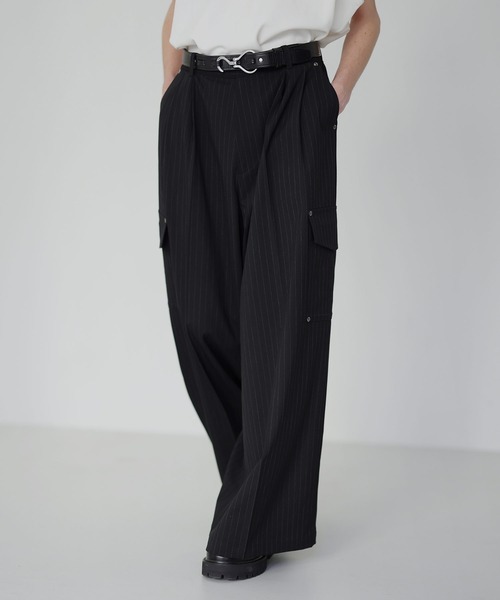 SOCCE（ソーシー）の「ウールライクピンストライプ2タックセンタープレスリベットカーゴスラックス【セットアップ対応】（スラックス・メンズ・グレー系/ブラック系・S/M/L/XL）」の9枚目の写真