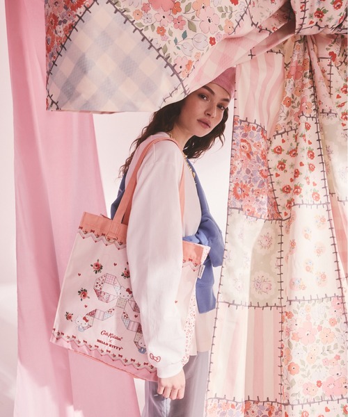 Cath Kidston(キャスキッドソン)の「Cath Kidston × Hello Kitty スクエアトートバッグ(ショルダーバッグ・レディース・ピンク・FREE)」の6枚目の写真