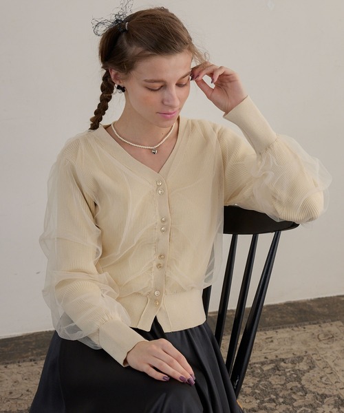 BONLECILL noir（ボンルシールノワール）の「【BONLECILL noir】ギャザーチュールレイヤードリブニットカーディガン（カーディガン/ボレロ・レディース・アイボリー/ブラック/チャコールグレー/ピンクベージュ・FREE）」の2枚目の写真