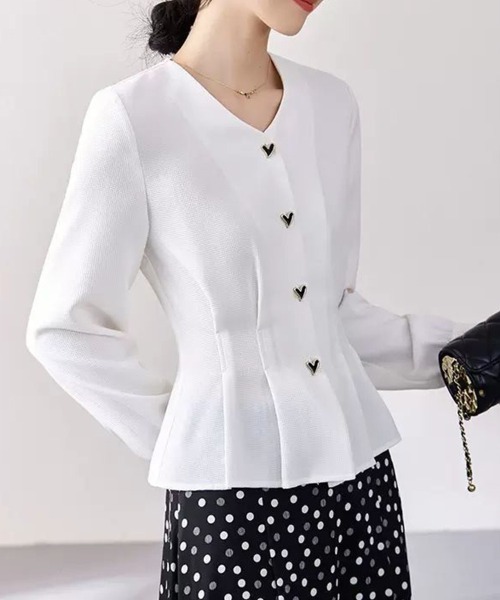 SallyLunn(サリーラン)の「ハートボタンペプラムブラウス(シャツ/ブラウス・レディース・ホワイト/スミクロ・MEDIUM/LARGE)」の9枚目の写真