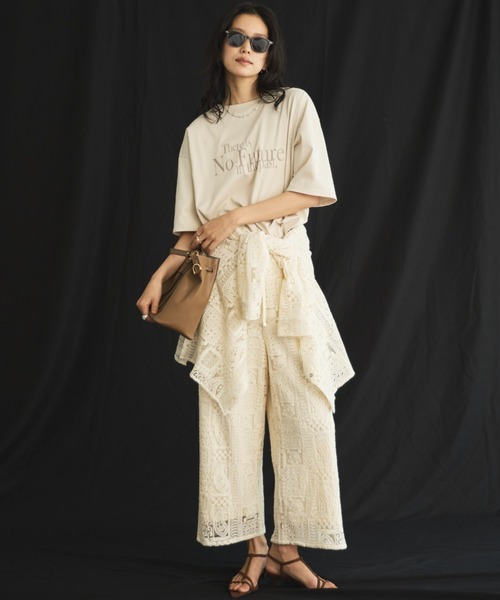 Doux archives(ドゥアルシーヴ)の「【26SS先行予約】半端袖ロゴTシャツ(Tシャツ/カットソー・レディース・チャコールグレー/オフホワイト/ベージュ・FREE)」の16枚目の写真