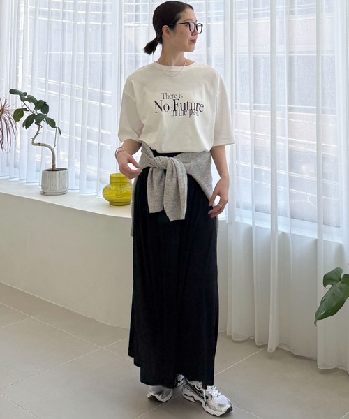 Doux archives(ドゥアルシーヴ)の「【26SS先行予約】半端袖ロゴTシャツ(Tシャツ/カットソー・レディース・チャコールグレー/オフホワイト/ベージュ・FREE)」の6枚目の写真