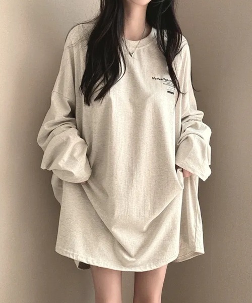 yuue' ( wear )(ユーイ)の「オーバーサイズロゴプリントロンT/長袖Tシャツ(Tシャツ/カットソー・レディース・ライトグレー/ホワイト/ブラック・FREE)」の16枚目の写真