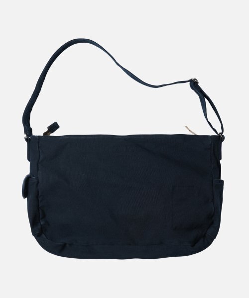 FRIZMWORKS（フリズムワークス）の「HEAVY CANVAS SHOULDER BAG _ NAVY（ショルダーバッグ・メンズ・その他・ONE SIZE）」の2枚目の写真