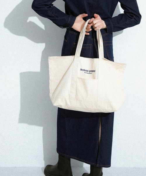 URBAN RESEARCH Sonny Label（アーバンリサーチサニーレーベル）の「WEEKEND GETAWAY TOTEBAG（トートバッグ・レディース・ブラウン/ネイビー/オフホワイト・ONE）」の6枚目の写真