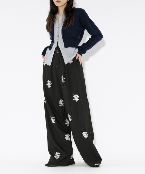 Embroidery straight pants ハイウエスト刺繍パンツ【ベルト付