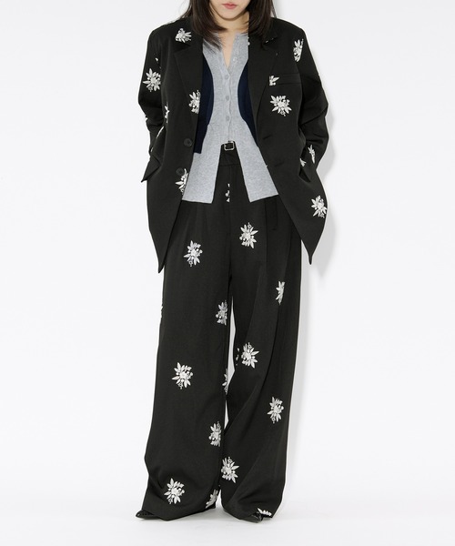 Embroidery straight pants ハイウエスト刺繍パンツ【ベルト付