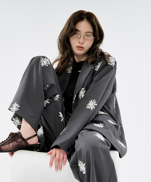 Ezick(エジック)の「Embroidery straight pants ハイウエスト刺繍パンツ【ベルト付】(スラックス・レディース・ブラック/グレー・FREE)」の12枚目の写真