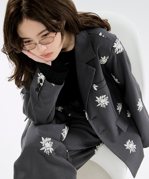 Ezick(エジック)の「Embroidery straight pants ハイウエスト刺繍パンツ【ベルト付】(スラックス・レディース・ブラック/グレー・FREE)」の8枚目の写真