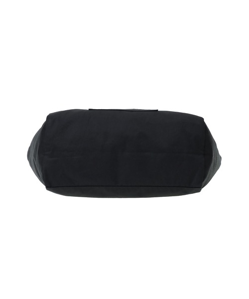 Manhattan Portage（マンハッタンポーテージ）の「THOMAS PAINE TOTE BAG COMBED COTTON GABARDINE DPL（トートバッグ・レディース・ブラック・LARGE）」の5枚目の写真