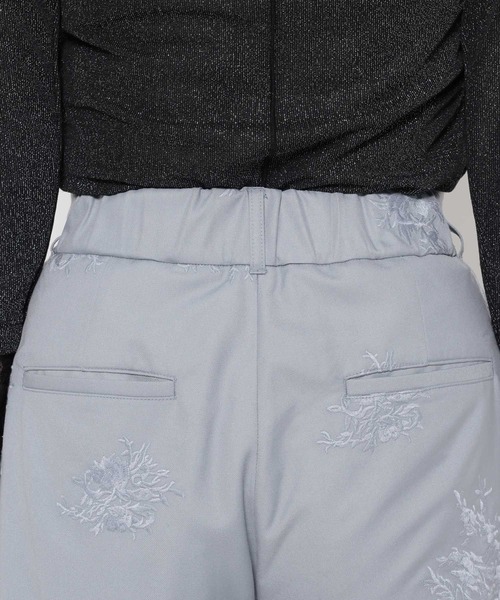 HARE（ハレ）の「Flowerシシュウワイドパンツ(HARE)（その他パンツ・レディース・ライトブルー/ピンク/ブラック・FREE）」の7枚目の写真