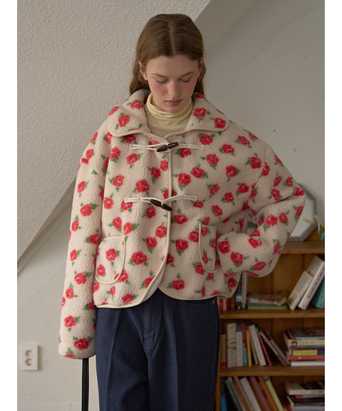 ANOETIC(アノエティック)の「FLORAL FLEECE DUFFLE JACKET_IVORY(その他アウター・レディース・アイボリー・FREE)」の4枚目の写真