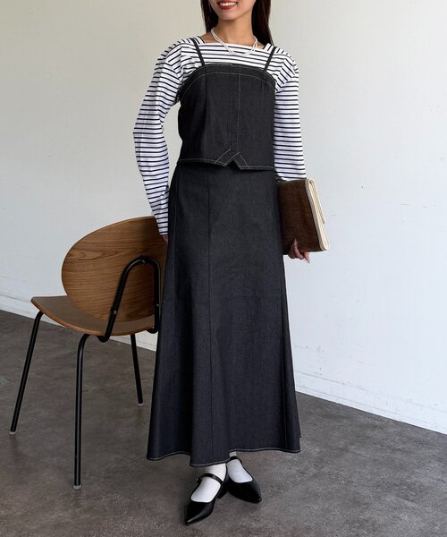 Chez toi（シェトワ）の「【セットアイテム】デニムビスチェ×デニムフレアスカートSET（つなぎ/オールインワン・レディース・グレー/インディゴブルー/ブラック・FREE）」の2枚目の写真