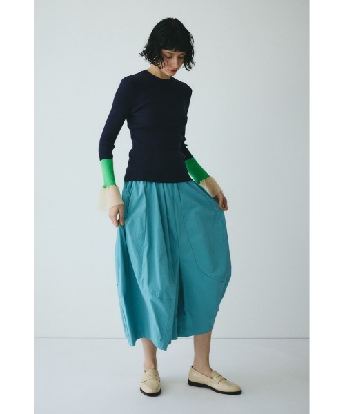 HeRIN.CYE（ヘリンドットサイ）の「Flare sleeve knit tops　　フレアスリーブニットトップス（ニット/セーター・レディース・レッド/ネイビー/グレー・FREE）」の16枚目の写真