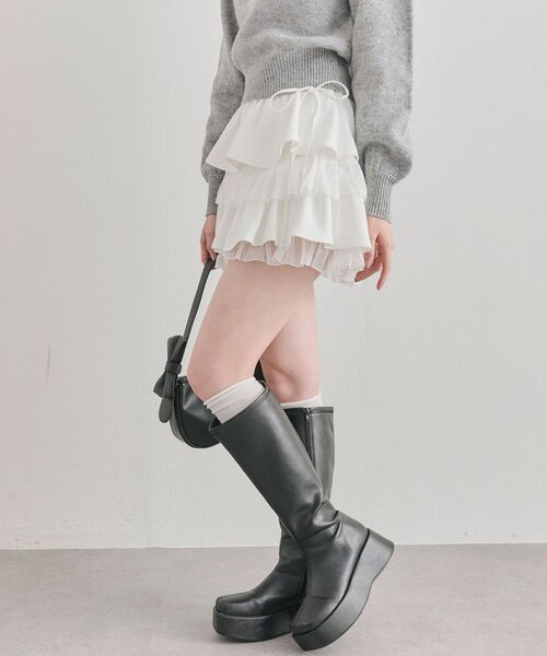 OLIVE des OLIVE（オリーブデオリーブ）の「エアリーラッフルティアードミニスカート（スカート・レディース・ホワイト/オフホワイト/ホワイト系その他/ブラック/チャコールグレー・FREE）」の8枚目の写真