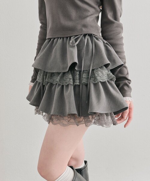 OLIVE des OLIVE（オリーブデオリーブ）の「エアリーラッフルティアードミニスカート（スカート・レディース・ホワイト/オフホワイト/ホワイト系その他/ブラック/チャコールグレー・FREE）」の20枚目の写真