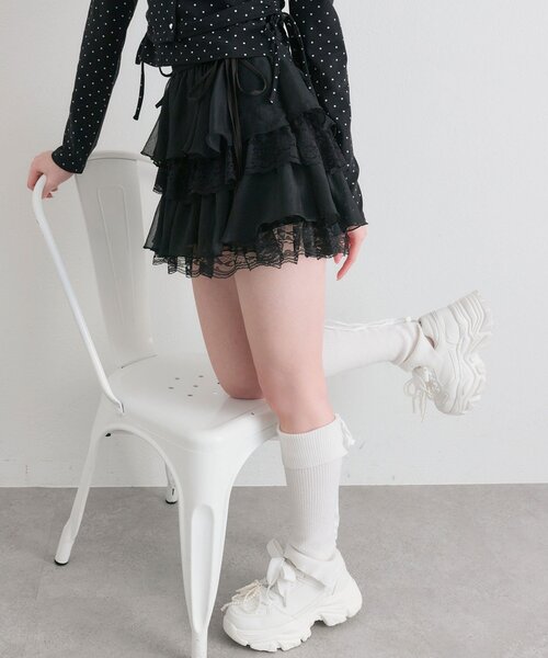 OLIVE des OLIVE(オリーブデオリーブ)の「エアリーラッフルティアードミニスカート(スカート・レディース・ブラック/チャコールグレー/オフホワイト/ホワイト系その他/ホワイト/ブラック系その他・FREE)」の18枚目の写真