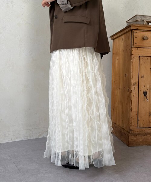 Thevon(ゼボン)の「ウェーブワッシャーシアースカート(スカート・レディース・アイボリー/ブラック/チャコールグレー・FREE)」の5枚目の写真