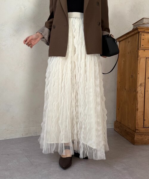 Thevon(ゼボン)の「ウェーブワッシャーシアースカート(スカート・レディース・アイボリー/ブラック/チャコールグレー・FREE)」の8枚目の写真