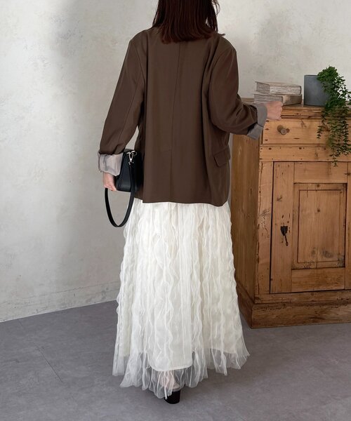 Thevon(ゼボン)の「ウェーブワッシャーシアースカート(スカート・レディース・アイボリー/ブラック/チャコールグレー・FREE)」の10枚目の写真