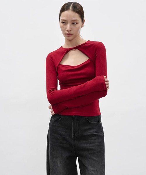 EIGHTHMONTH(エイスマンス)の「ネックカットアウトロングスリーブトップス EM26s034【EIGHTHMONTH】(Tシャツ/カットソー・レディース・レッド/ブラック・S/M)」の3枚目の写真