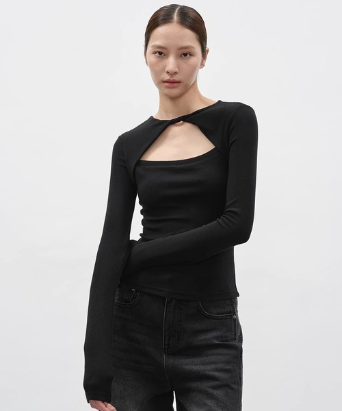 EIGHTHMONTH(エイスマンス)の「ネックカットアウトロングスリーブトップス EM26s034【EIGHTHMONTH】(Tシャツ/カットソー・レディース・レッド/ブラック・S/M)」の22枚目の写真