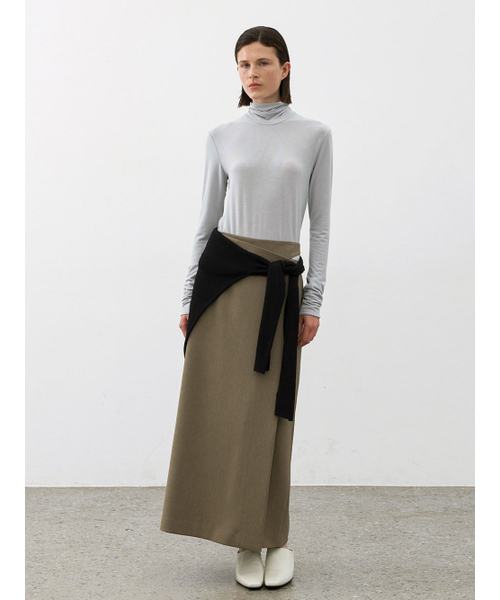 ATELIER NAIN(アトリエナイン)の「CYNTHIA CUTOUT MAXI SKIRT(SK-5042)(スカート・レディース・ダークベージュ/ブラック・MEDIUM/SMALL)」の4枚目の写真