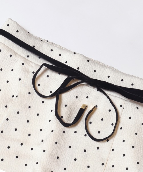 coca（coca）（コカ）の「サッカーサテンナロースカート（スカート・レディース・ブラック/アイボリー・L/S/M）」の17枚目の写真