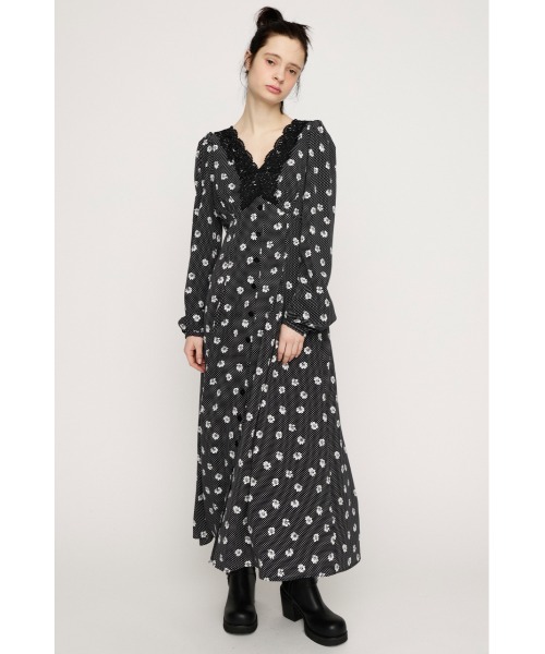 SLY(スライ)の「DOT GARDEN RETRO DRESS ドットガーデンレトロドレス 春服(ワンピース・レディース・レッド系その他/ブラック系その他2/ネイビー系・1/2)」の4枚目の写真