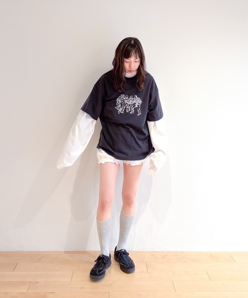HOLIDAY(ホリデイ)の「SUPER FINE S/S T-SHIRT (HEROES) スーパーファインショートスリーブTシャツ (ヒーローズ)(Tシャツ/カットソー・レディース・ホワイト/ブラック・XL)」の9枚目の写真