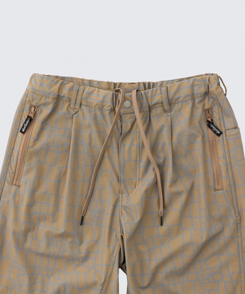 WILD THINGS(ワイルドシングス)の「エラスティックナイロンプリントラックスショーツ│ELASTIC NYLON PRINT LAX SHORTS(その他パンツ・メンズ・ブラウン系その他6/ベージュ系その他5/グリーン系カモフラージュ/ベージュ系その他4/ブラック系その他6/グリーン系その他5・XL/L/M/S)」の11枚目の写真
