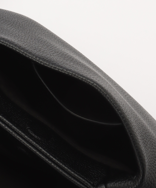 GANNI(ガニー)の「GANNI / ガニー Ganni Bou Bag Small Grained(ハンドバッグ・レディース・ブラック・FREE)」の10枚目の写真