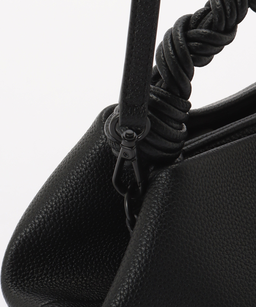 GANNI(ガニー)の「GANNI / ガニー Ganni Bou Bag Small Grained(ハンドバッグ・レディース・ブラック・FREE)」の9枚目の写真