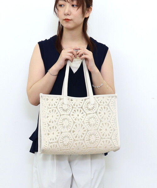 COOCO(クーコ)の「lizzy メッシュコンビトートバッグ/A4対応(トートバッグ・レディース・オフホワイト/ベージュ/ブラック・FREE)」の1枚目の写真
