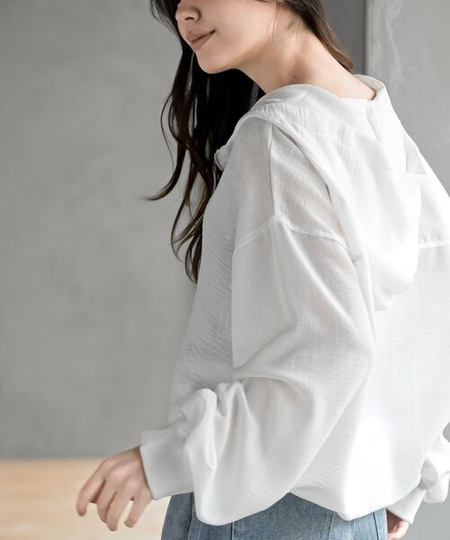 rps（アールピーエス）の「ハーフジップフードプルオーバー（パーカー・レディース・オフホワイト/サックスブルー/ブラック・フリー）」の20枚目の写真